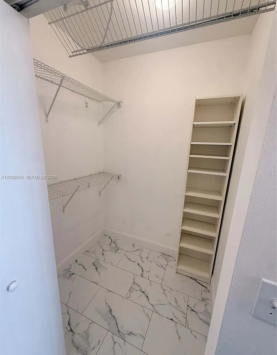 2 bed, 2.0 bath, $3,000 — Photo 2