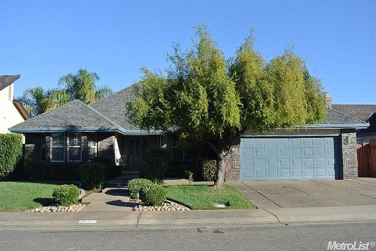 1st image of 3001 Rosewood Dr