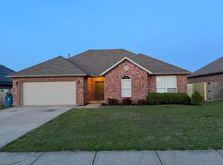 703 SW Summitchase Rd, Bentonville, AR 72712