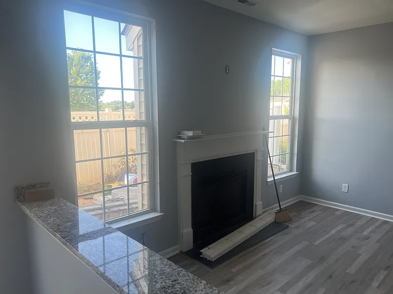 7611 Bluff Point Ln — Photo 5