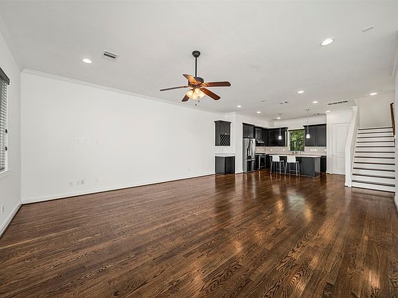 5th image of 22 Hermann Park Ct