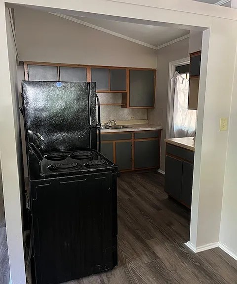 145 Lake Dr — Photo 5