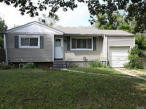 1st image of 856 Americus Ave