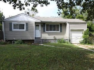 856 Americus Ave, East Patchogue, NY 11772