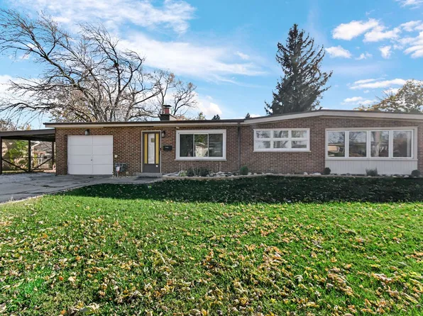 7943 W 97th Pl, Hickory Hills, IL 60457