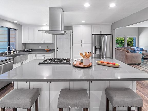 4th image of 3602 47th Street Ct