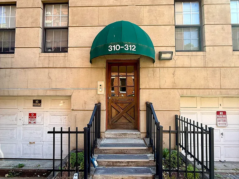 312 10th St #312 — Photo 9