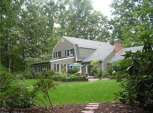 31 Guernsey Ln, Avon, CT 06001