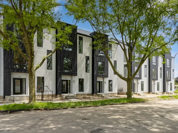 1631 Hamilton St SW, Cedar Rapids, IA 52404