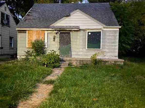 16720 Dolphin St, Detroit, MI 48219