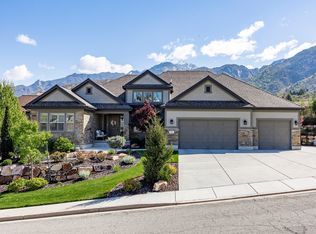 10847 S Hiddenwood Dr, Sandy, UT 84092