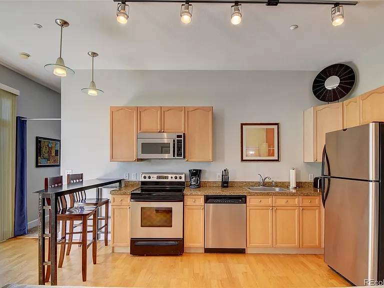 5677 Park Pl #205B — Photo 16