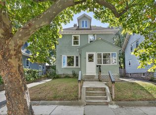 92 Bartlett Ave, Cranston, RI 02905