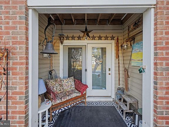4th image of 106 Bayland Dr Unit 4