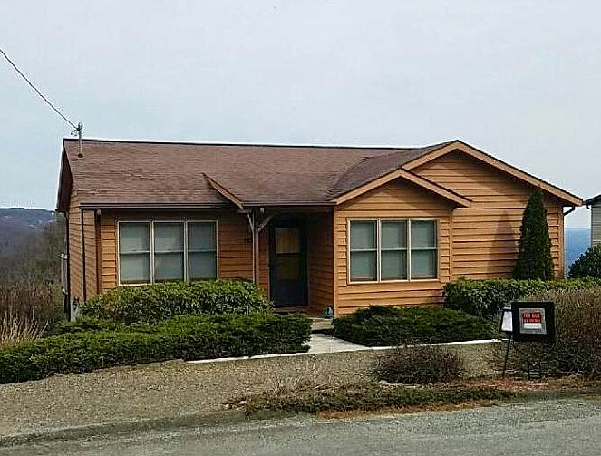 1st image of 155 Panorama Dr