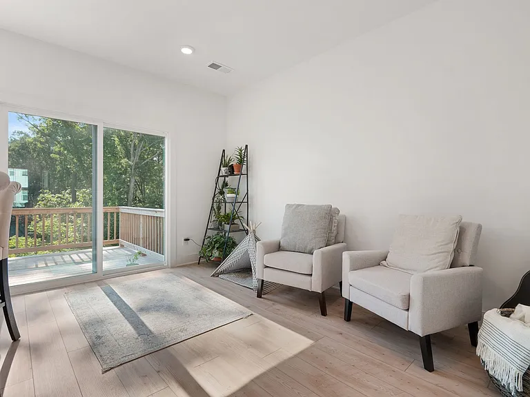 2115 Opulent Oaks Ln — Photo 11