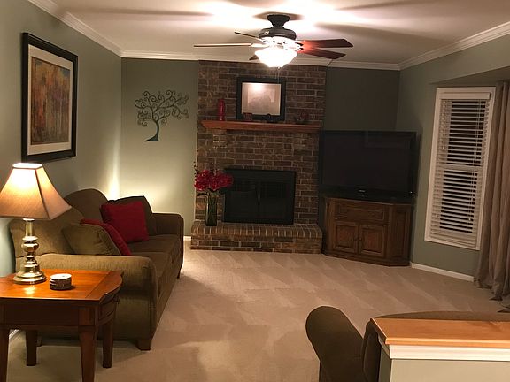 3rd image of 316 Wooded Knoll Dr