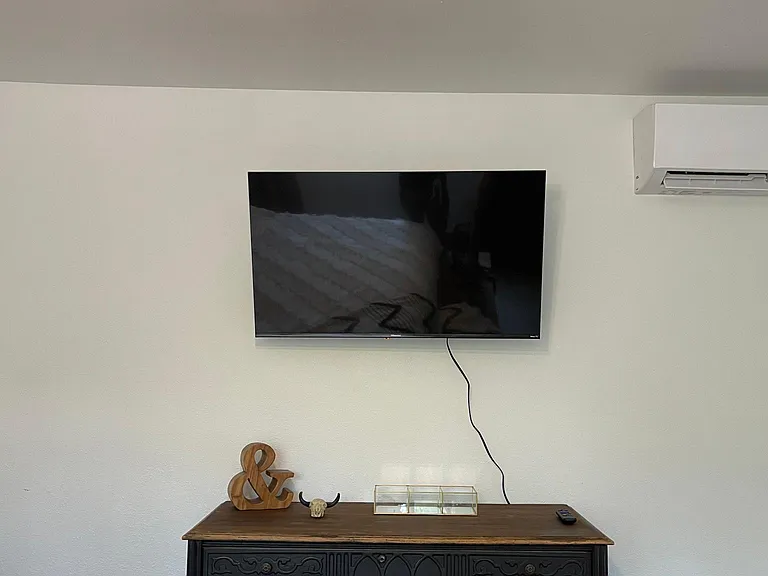 100 Livingston Ln #1 — Photo 10