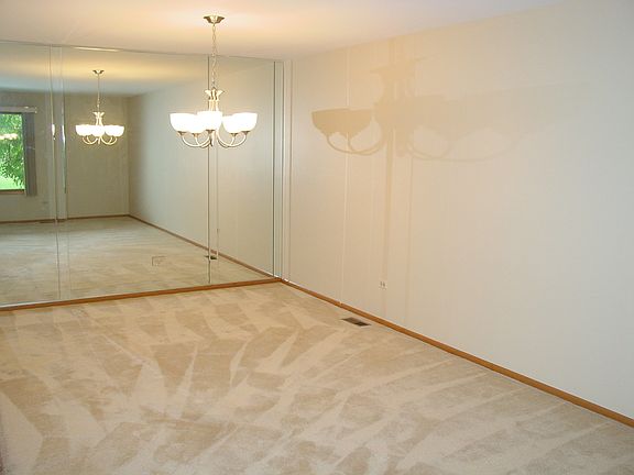 5th image of 7305 W 152nd St #7305