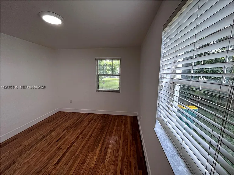 15 Sidonia Ave #3 — Photo 12