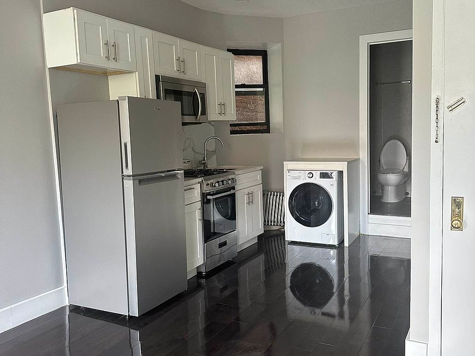1st image of 291 Pleasant Ave APT 3C
