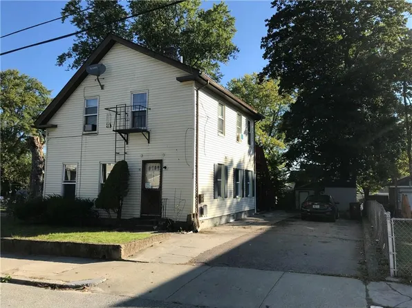 103 4th Ave, Woonsocket, RI 02895