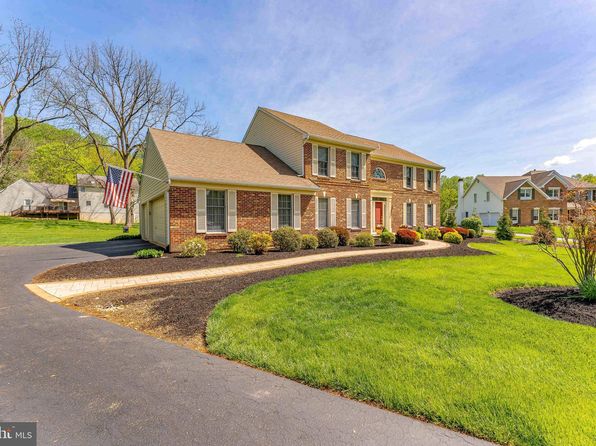 360 Long Ridge Ln, Exton, PA 19341