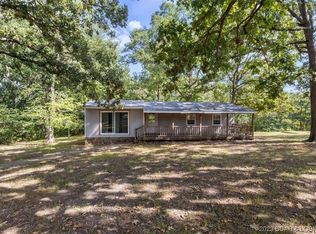 1318 Sagrada Rd, Edwards, MO 65326