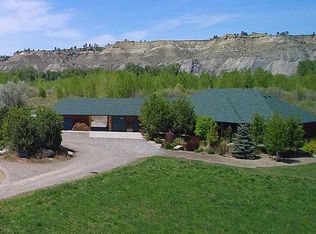 2870 N 14th Rd, Worden, MT 59088