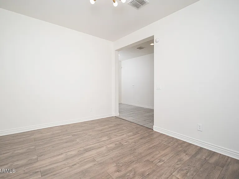 18338 W Getty Dr — Photo 22