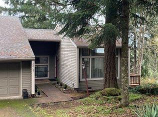 2807 Timberline Dr, Eugene, OR 97405