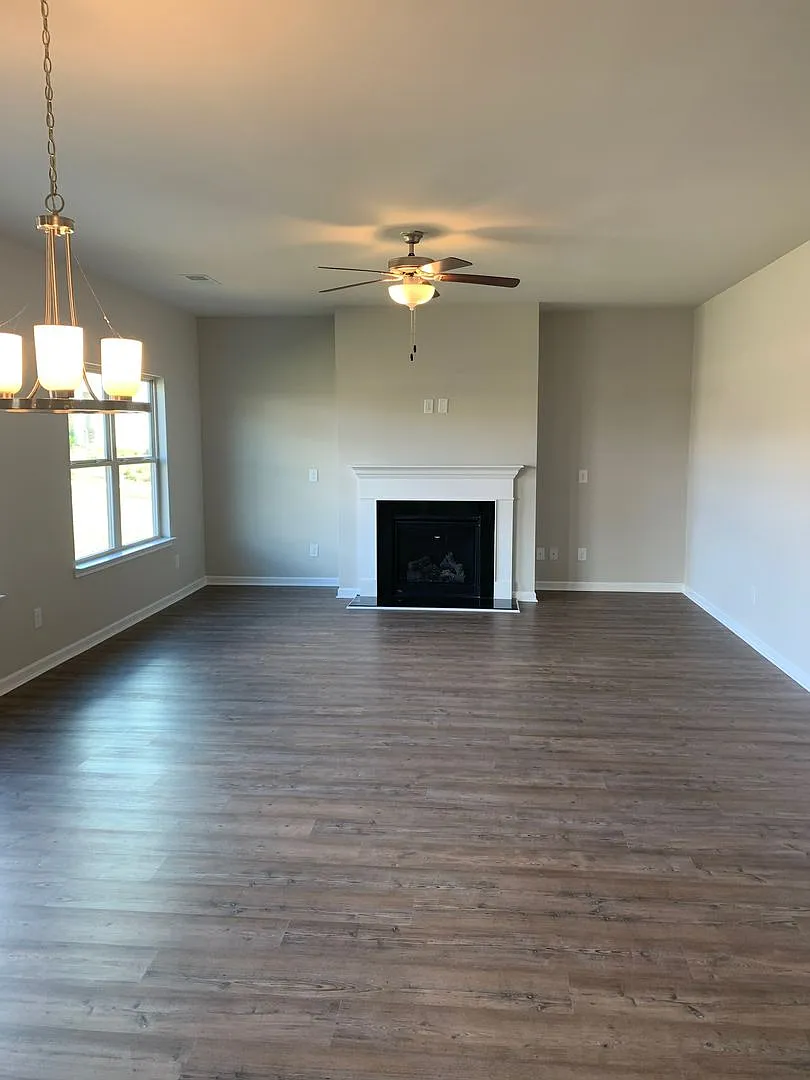 4 Bedroom Home in Lithonia! — Photo 4