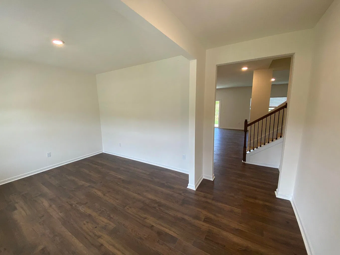 5 bed, 2511 sqft, $2,500 — Photo 3