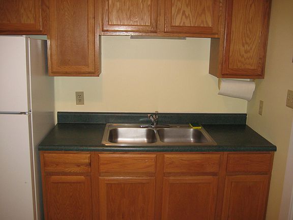 4th image of 2917 Robertson Ave #1