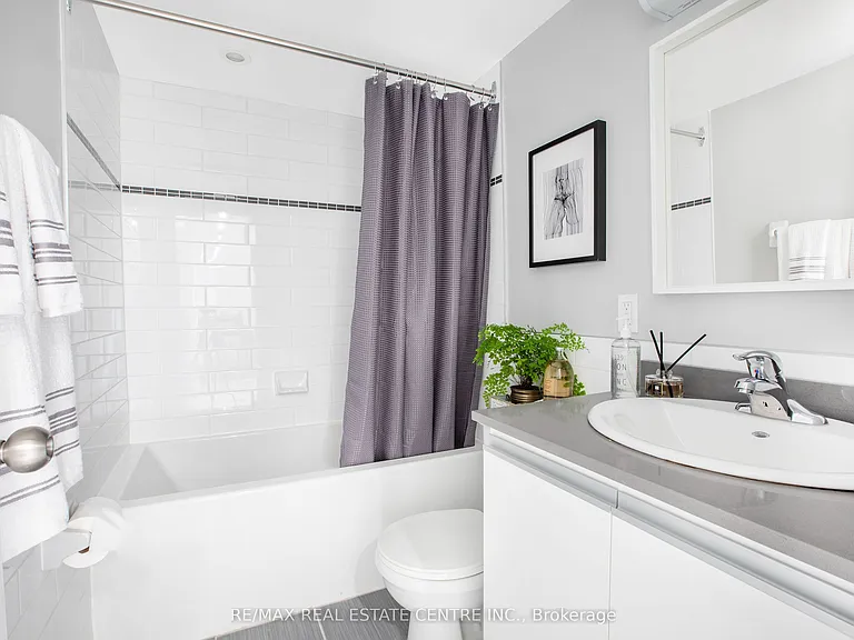 150 Graydon Hall Dr #401 — Photo 17