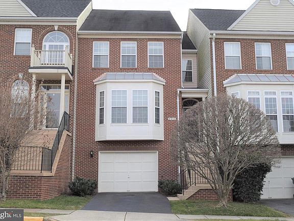 2nd image of 8933 Royal Astor Way