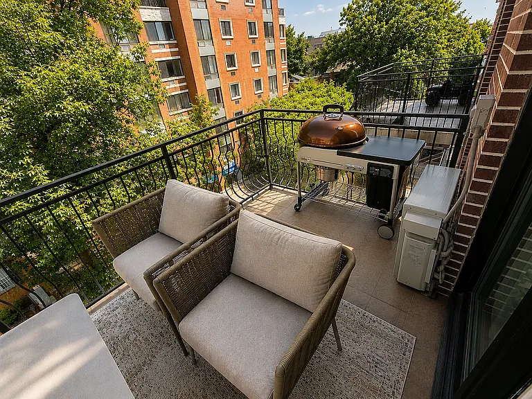 222 Parkville Ave #5A — Photo 6