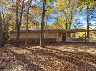 2 Evesham Ln, Bella Vista, AR 72714