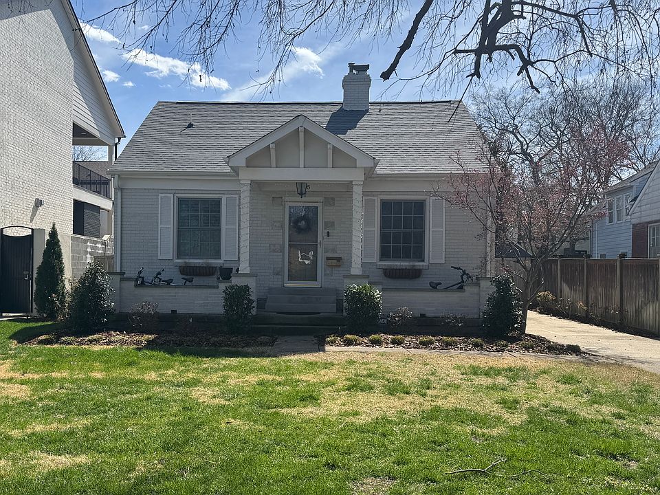 Beautiful newly painted home in Hillsboro village