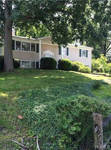 1st image of 104 Westminster Dr