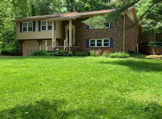8012 Heather Ct, Evansville, IN 47710