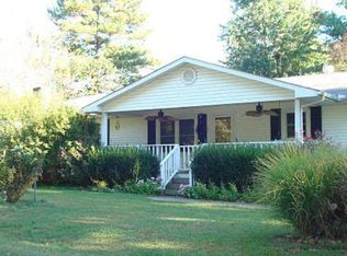 325 Lampley Cir, Springville, TN 38256