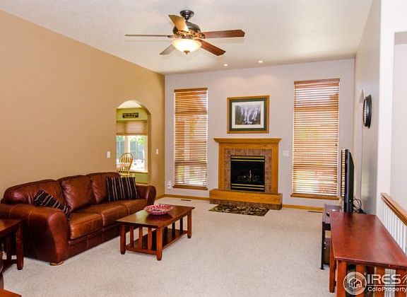Gas fireplace in the main floor living room