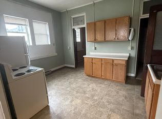 11 1/2 2nd St SE APT 6, Watertown, SD 57201