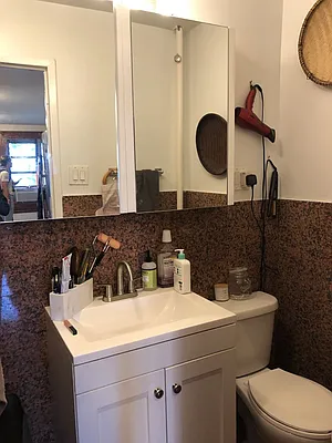 Rented by Dynamik Realty | media 14