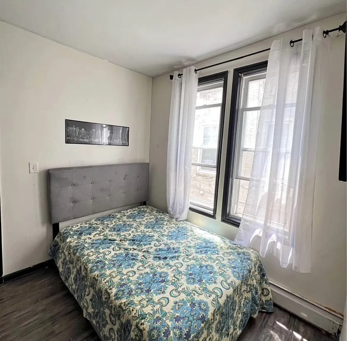 Academy St, Manhattan — Photo 1