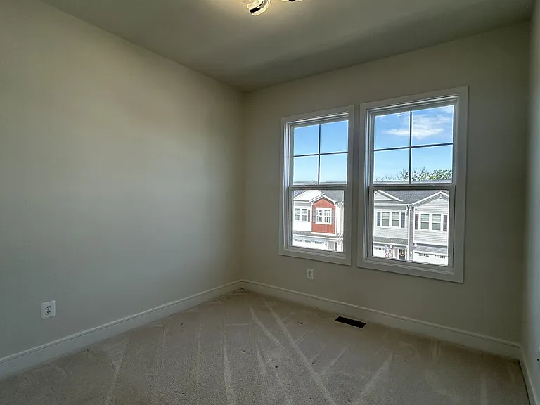 149 Choke Cherry Ct — Photo 15