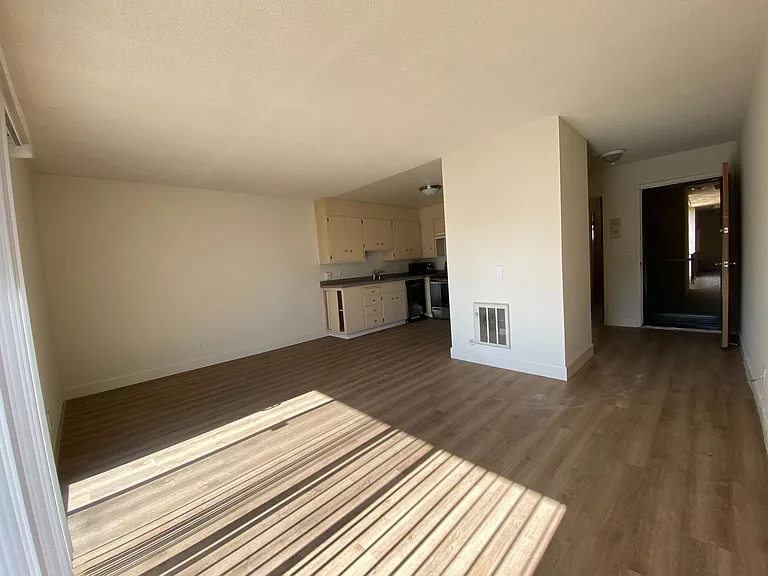 3401 Richmond Blvd — Photo 12