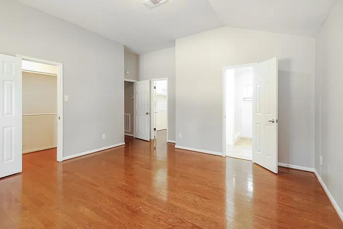 1206 Caraquet Dr — Photo 10