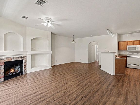 3rd image of 5551 29th St #313